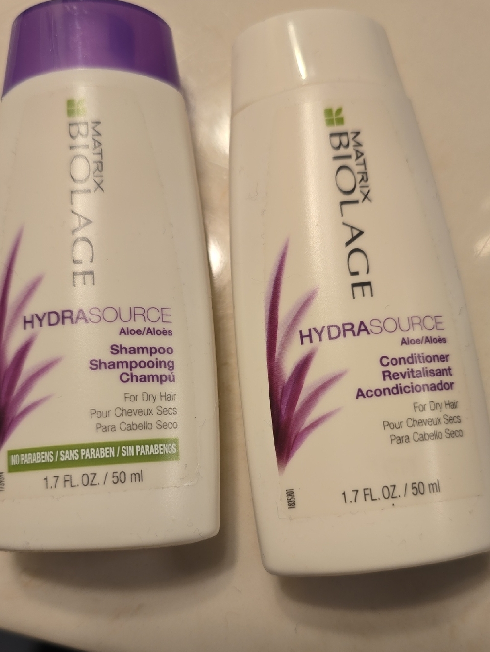 Matrix Biolage Hydrasource Shampoo & Conditioner Travel Set - Purple/White